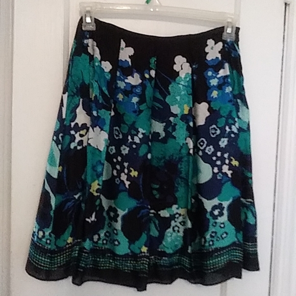 Alfani women's floral skirt size 2P - Picture 1 of 3